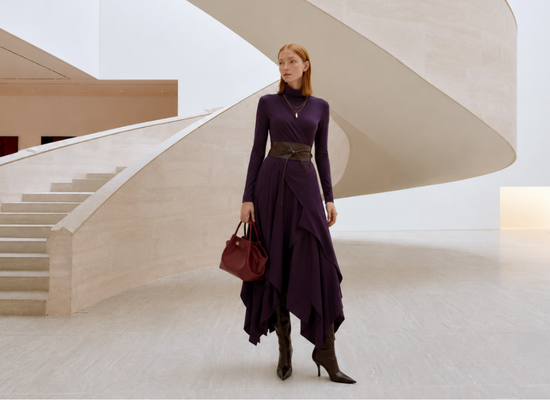 Sculptural Knit Silhouette Feature Image Sculptural Knit Silhouette Feature Image